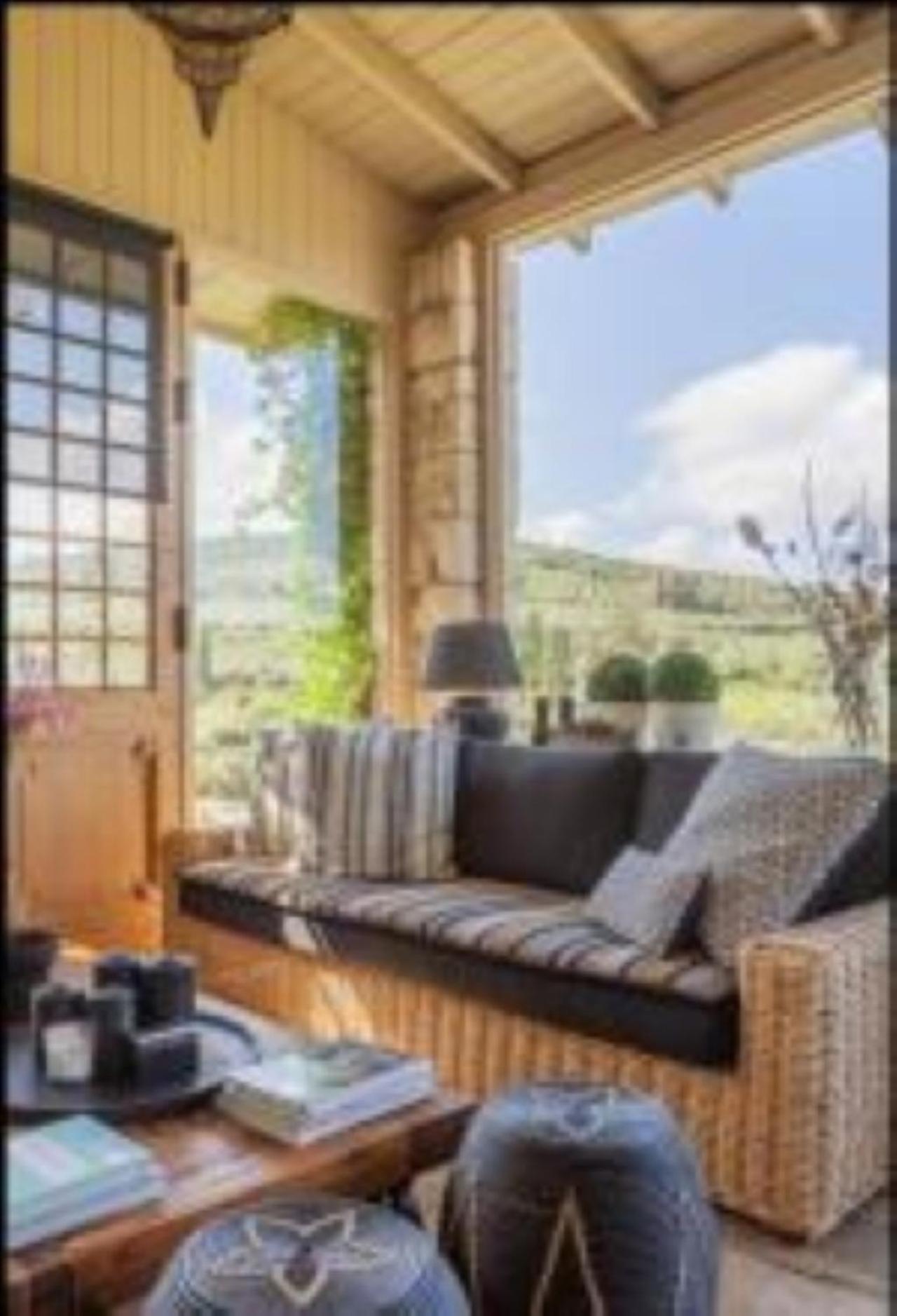 Villa Mantilari Wine Estate 7 Apartments 2 Private Pools 1 Heated Tennis Court Fitness Center Archanes Exterior foto
